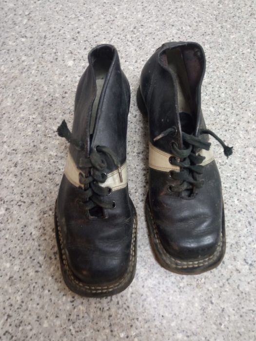 Кожаные ботинки для лыж СССР