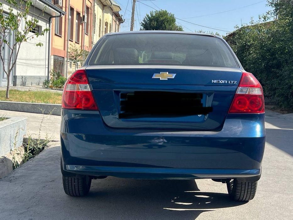 Срочно продам NEXIA 3