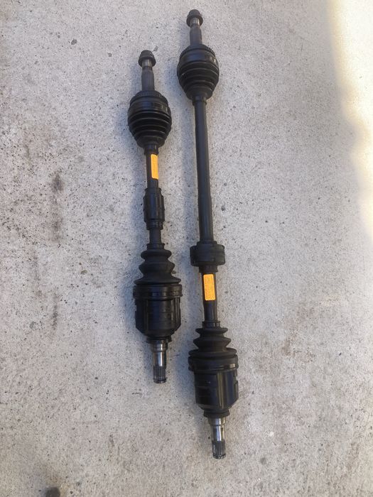 Полуоска/полуоски за тойота 1.4vvti /toyota 1.6vvti 02-06г