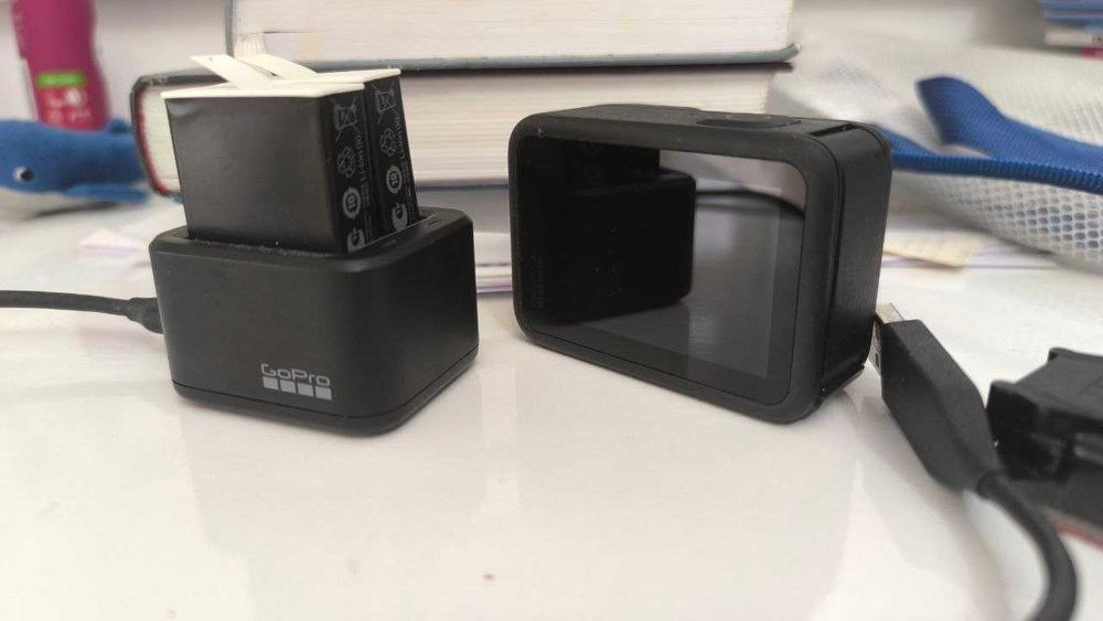 GoPro HERO10 Black + 2 резервни батерии