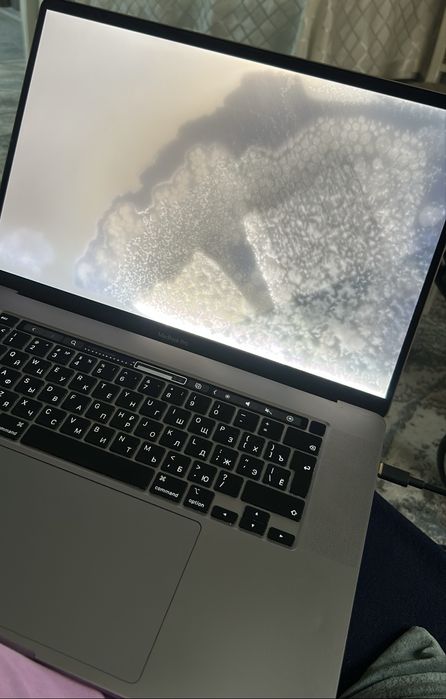 Macbook Pro 16 2019 touch bar