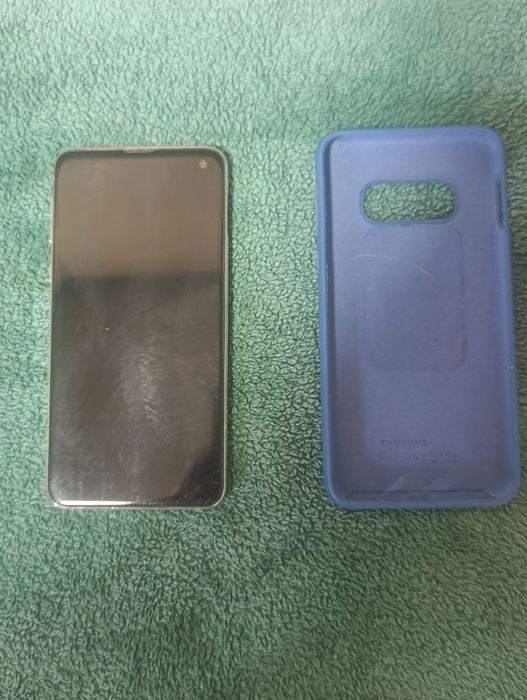 Продам Самсунг Галакси S10E.