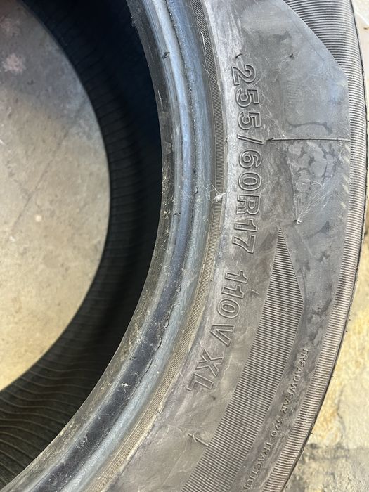 4 бр. Гуми Без джанти 255/60 R17 110 V XL
