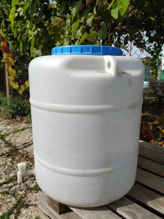 Бидон пластмасов 80л.