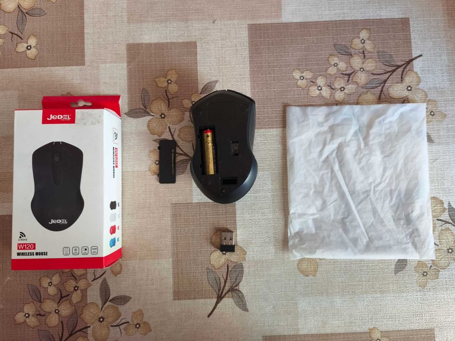 Компютър + монитор с всякаква нужна периферия!