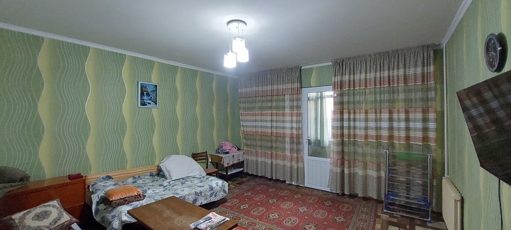 2 ком. квартира (65 м²) на 1 этаже, 2/1/9. Сергели 2. Метро - 500 м