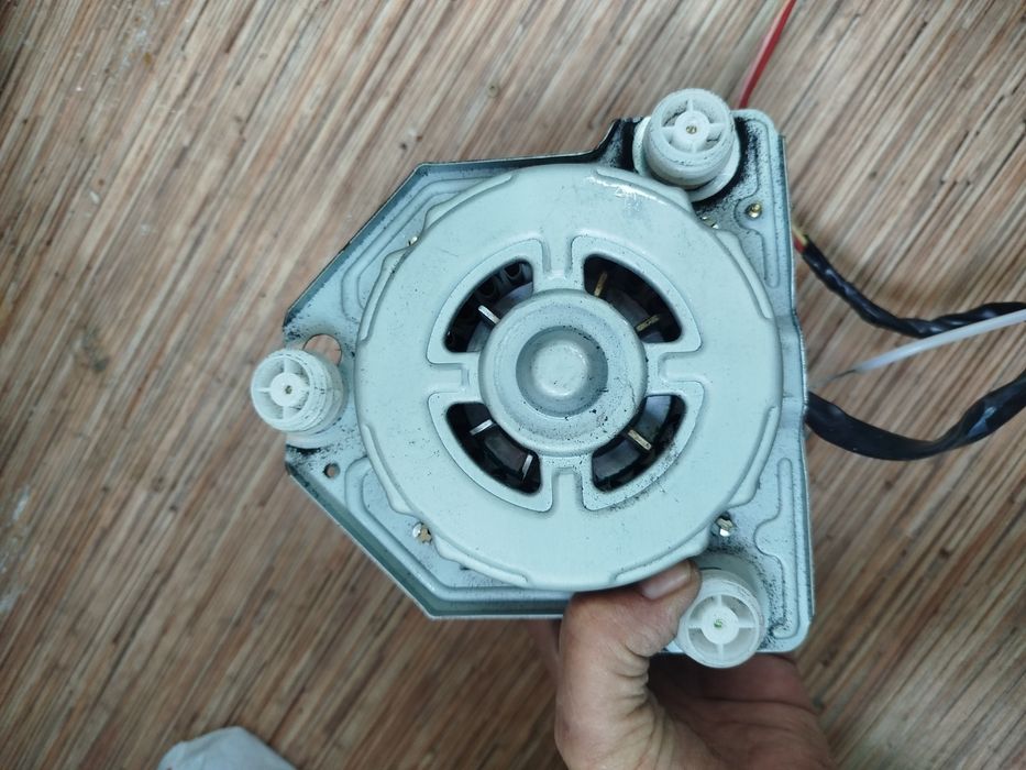 Моторы от холодильника