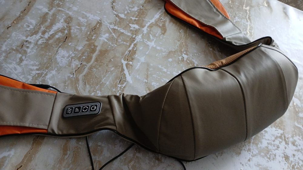 Массажер для ног и шеи