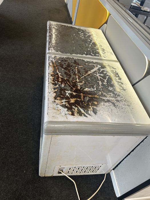 Продам морозильник