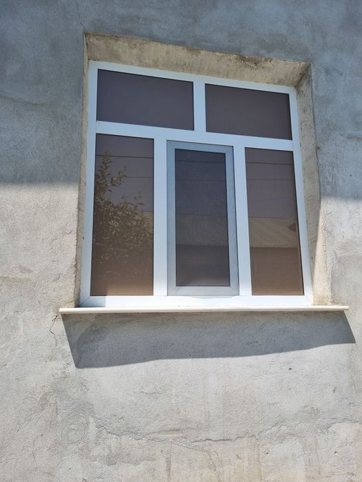 Oq akfa eshik va deraza