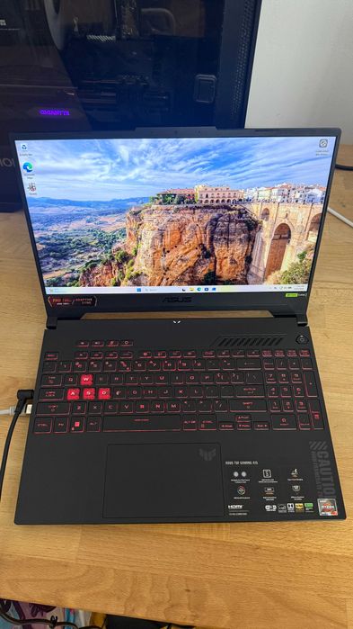 Laptop Gaming ASUS RTX 4060 | Ryzen 7 7735HS | 16GB RAM | 1TB SSD