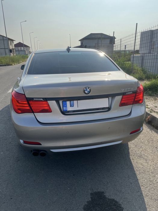 BMW 7 Series 2010