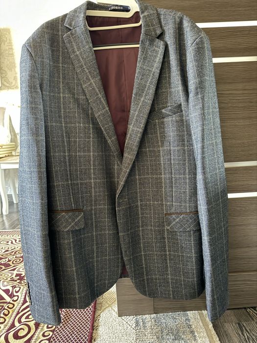 Мужской костюм 56 размер