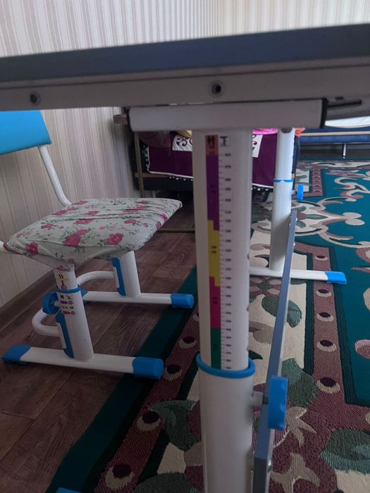 Парта растущая для первоклашки до 10 лет