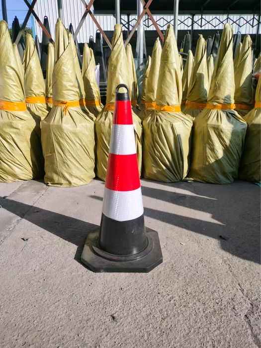 дорожные конусы