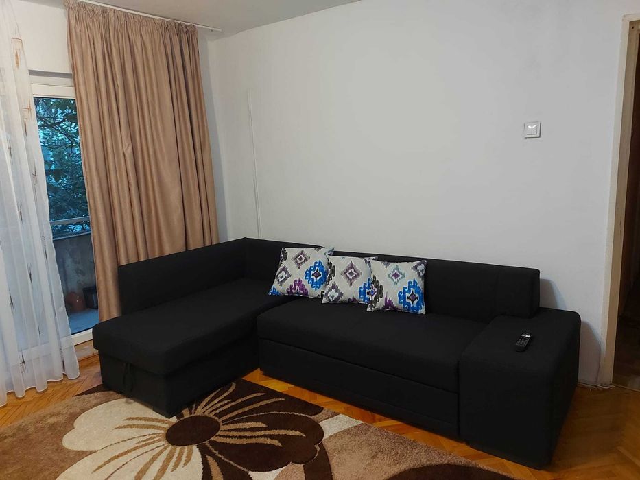 Proprietar inchiriez apartament