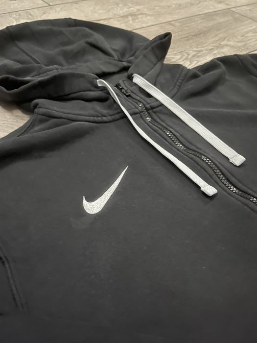 Черно Nike горнище