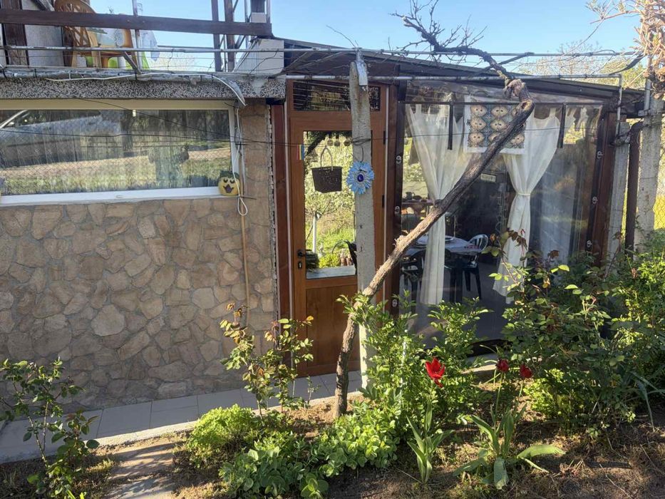 Къща/Вила в гр.Хисаря Воден камък