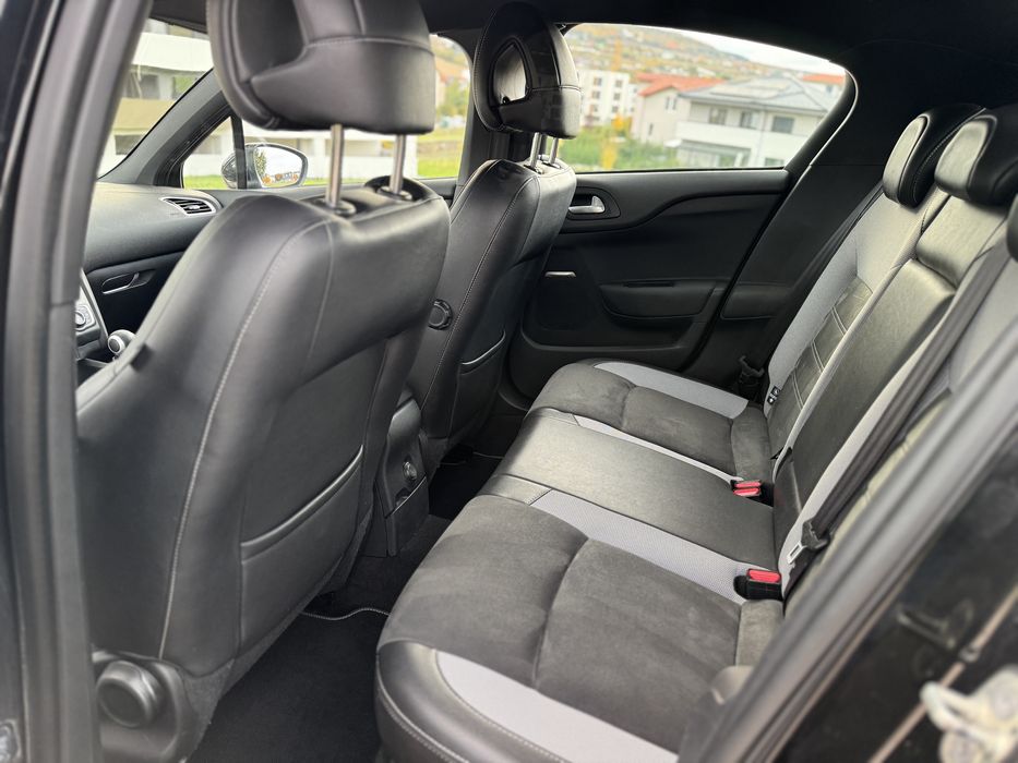 Citroen Ds4 Crossback 1.6 Diesel Full Led Line Assist Navigatie