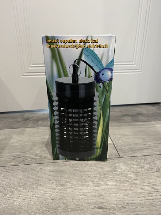 Aparat electric antiinsecte nou!