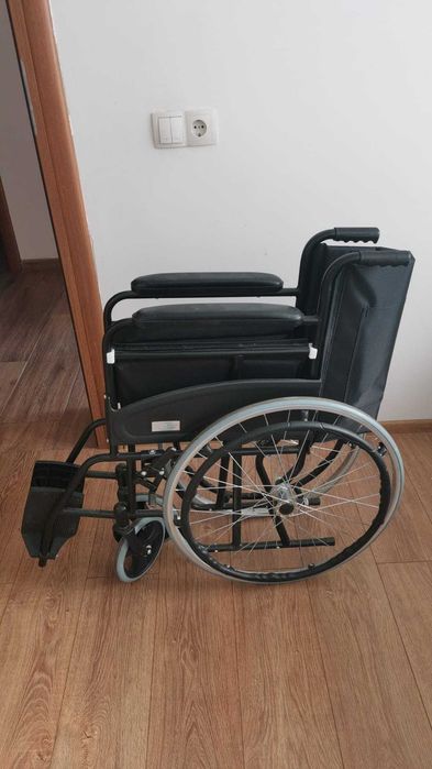 Carucior persoane cu handicap