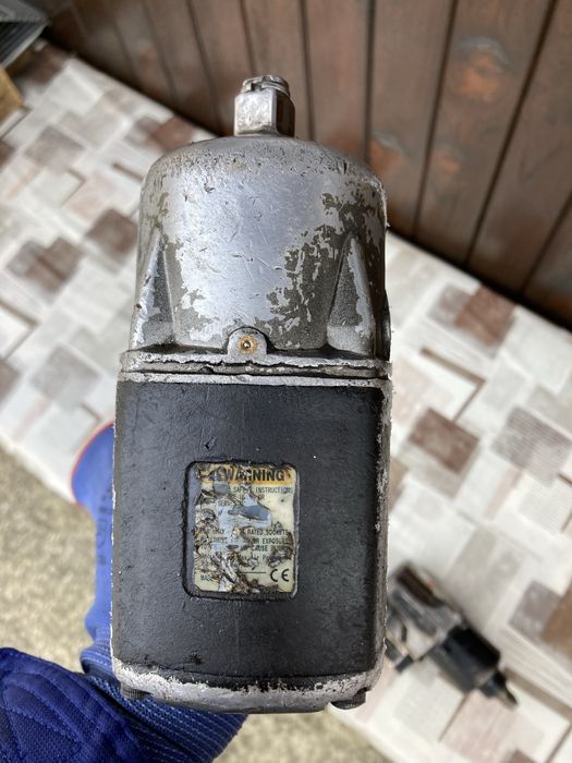 Ударни гаековерти 1/2