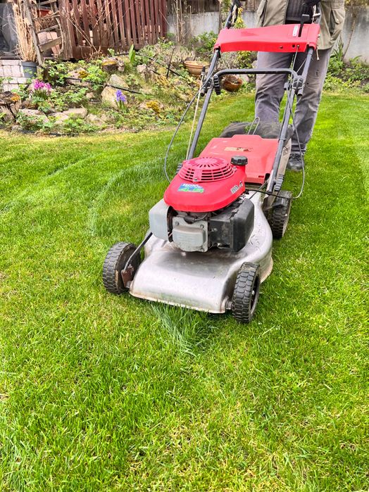 Mașină de tuns iarba Honda 46 cm