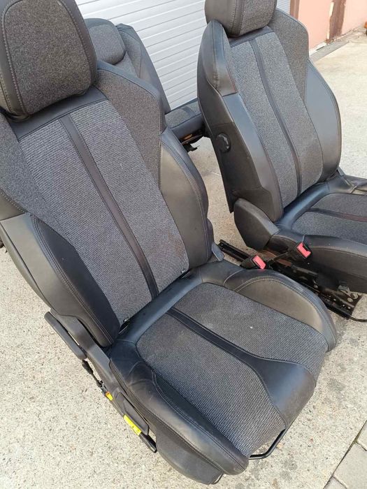 Полу кожен салон за Пежо/Peugeot3008/черен /ръчен/подгрев/