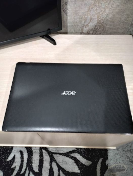 Продам срочно ноутбук