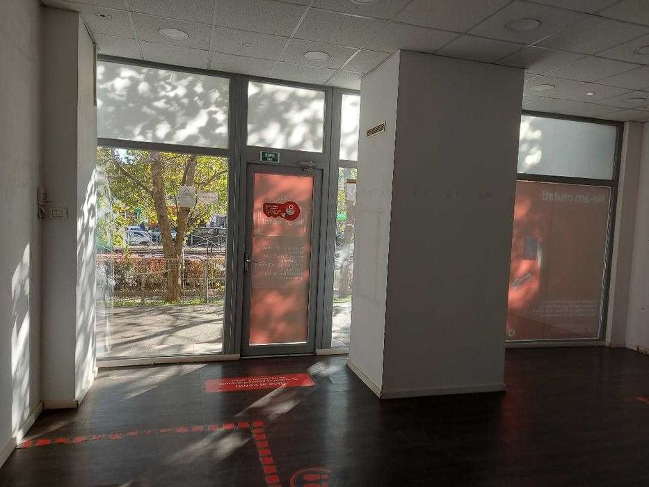Inchiriere Spatiu Comercial visavi Piata Crangasi - direct proprietar