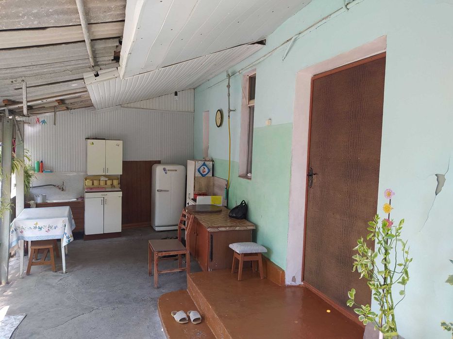 Участок 4.5 сотки с домом 4 комнаты Яшнабадское РОВД