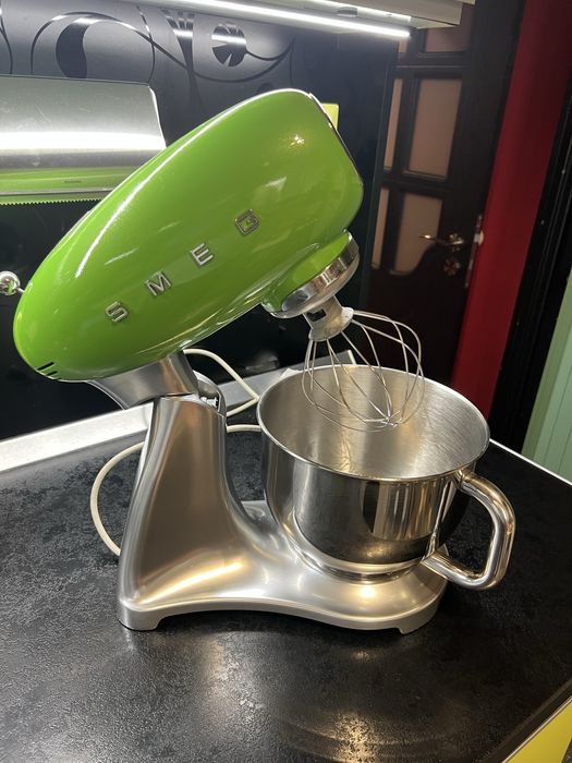 Планетарен миксер SMEG