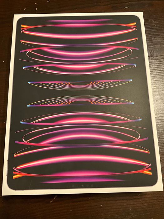 iPad Pro (12.9-inch) (6th generation) 256 GB