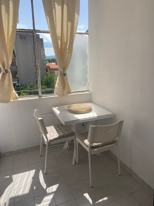 Дава се под наем Тристаен апартамент в Казанлък - 101 кв.м за 346.8 € - Снимка #13