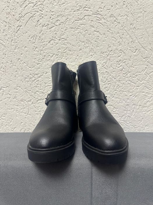 Ghete dama numărul 38 imblanite