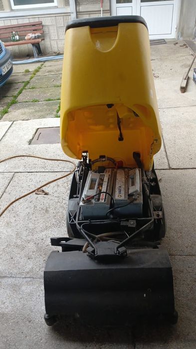 Karcher mașina de spălat podeaua cu perii