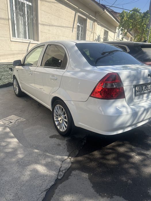 Nexia 3 avtomat 1 qol haydalgan 124 km yurgan moshina sveji barakali