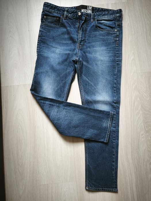 Мъжки дънки:LOVE MOSCHINO,