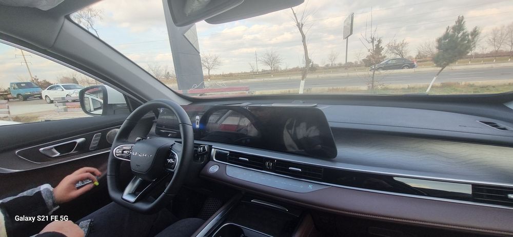 Tiggo8pro 2025 yanvar oyi 27000 probeg