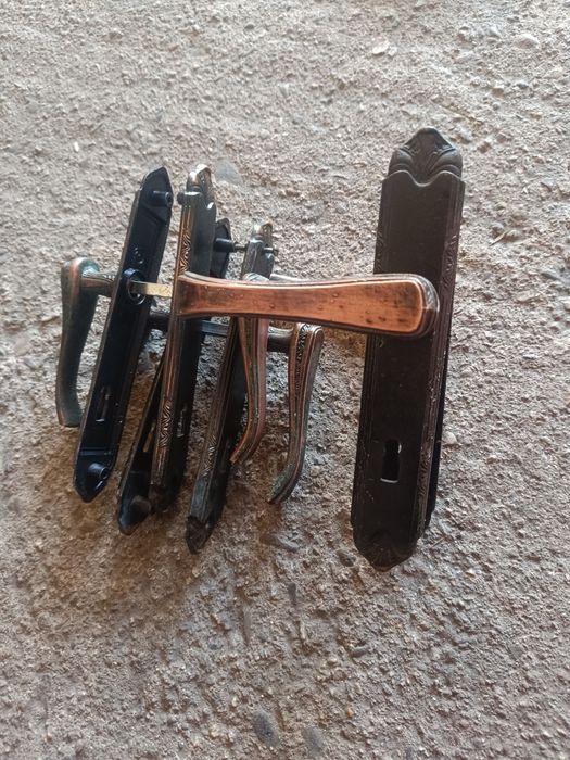 Дръжки за интериорни врати!