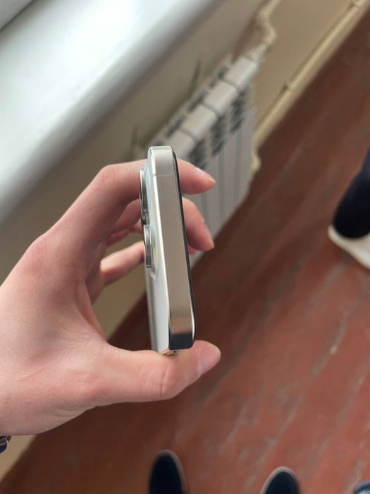 Iphone 15 pro + karobka