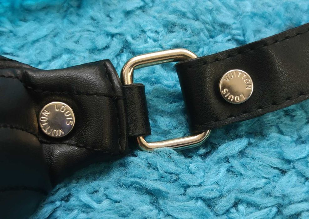 Geanta/Borseta Louis Vuitton New Wave