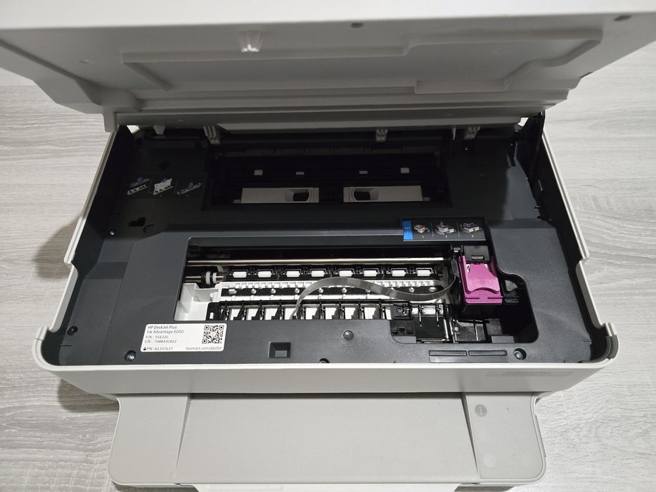 Принтер комбиниран HP Deskjet plus ink advantage 6075