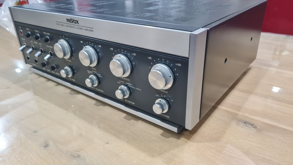Revox , tuner B760, amp B-750 mk2 , amp  B251 , Rack Revox Original