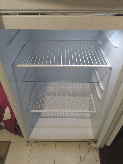 Продам срочно холодильник