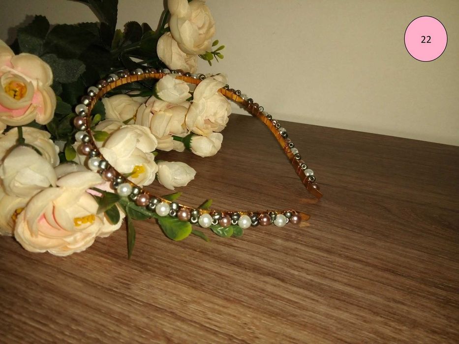 Диадеми с перли 4 €