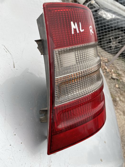 Ляв/десен стоп за Mercedes ML/w163