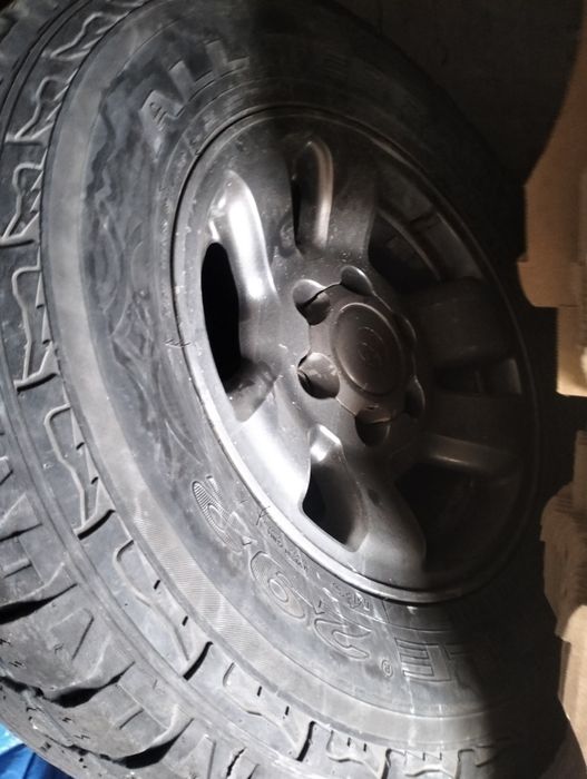 Колеса в сборе 265/70 r16 продам
