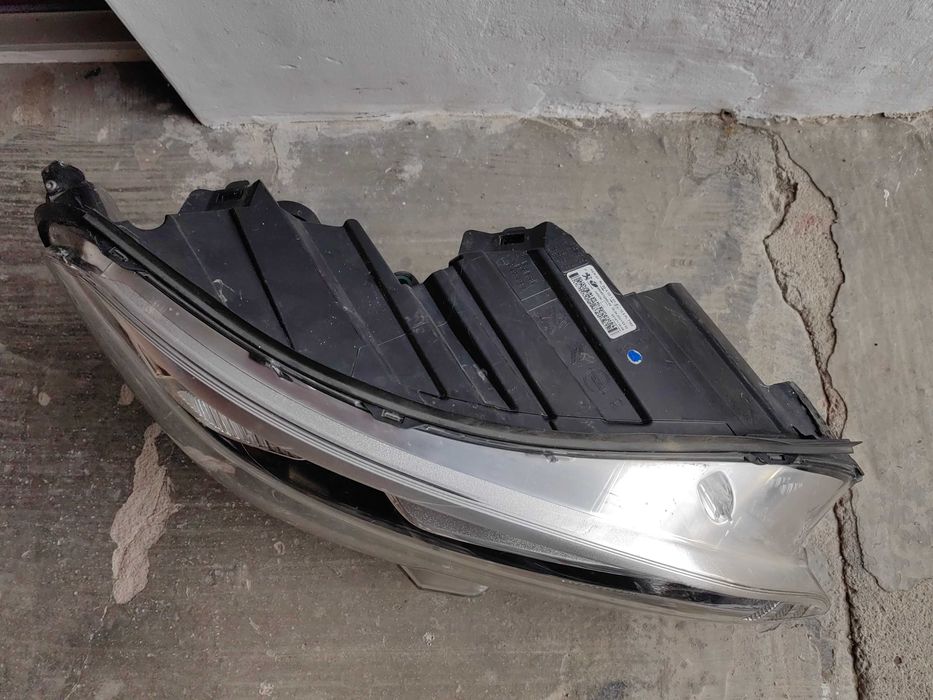 Фар Peugeot Expert десен / Фар Пежо Експерт Оригинален