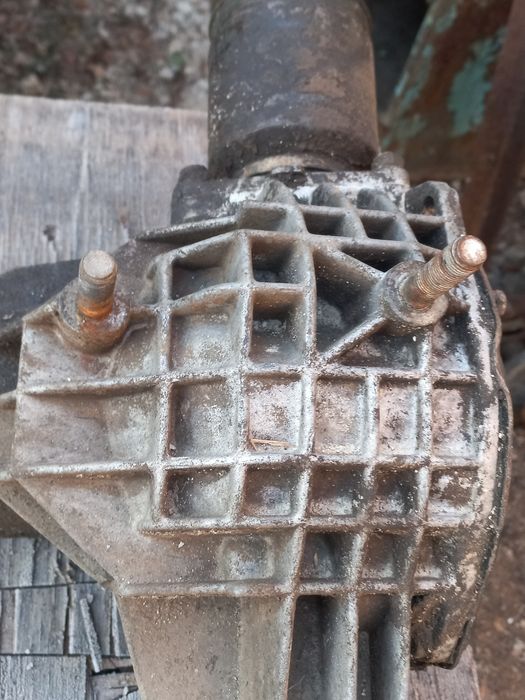 Продам запчасти на ниву